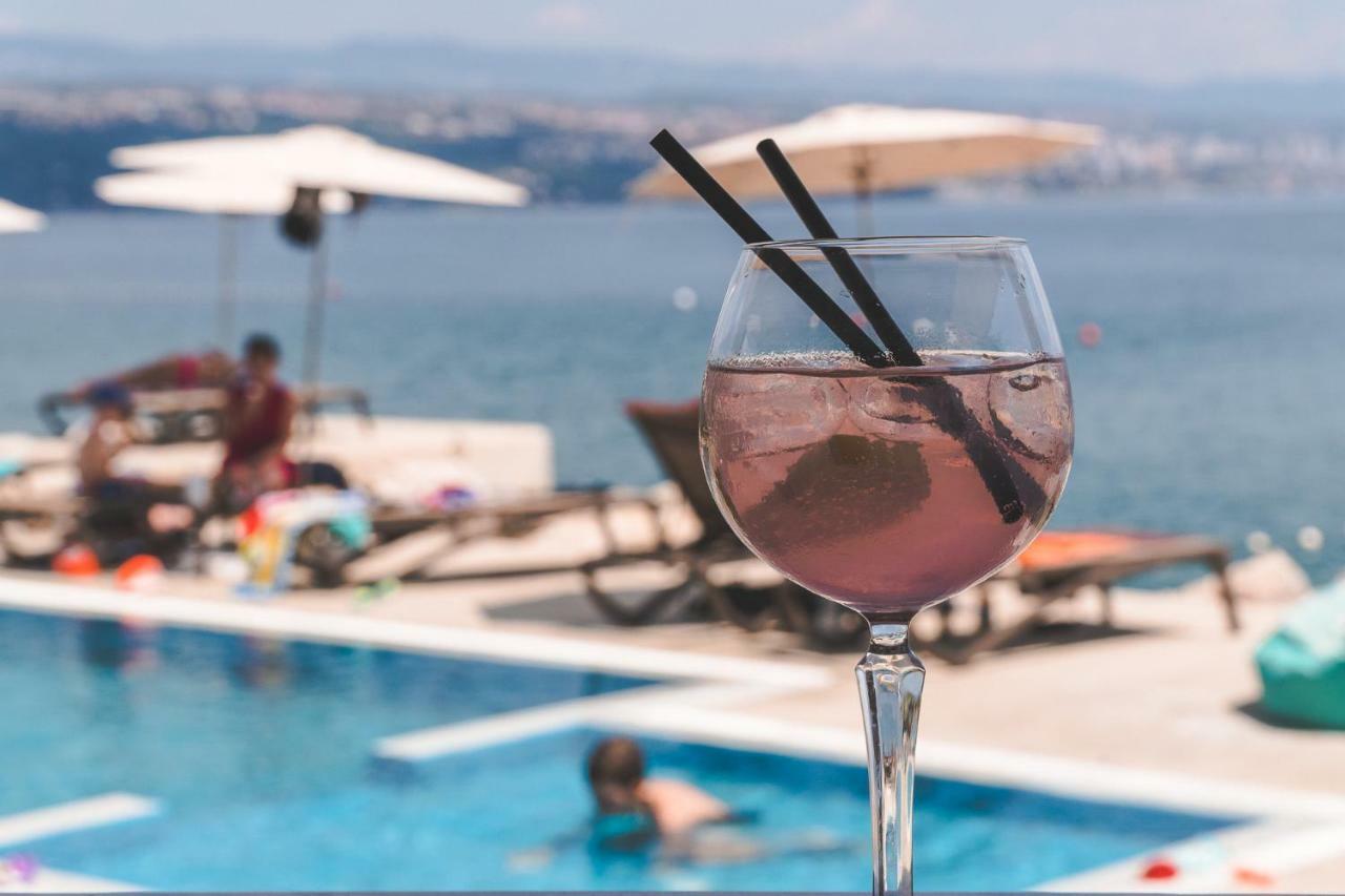 Hotel Galeb أوباتيا المظهر الخارجي الصورة