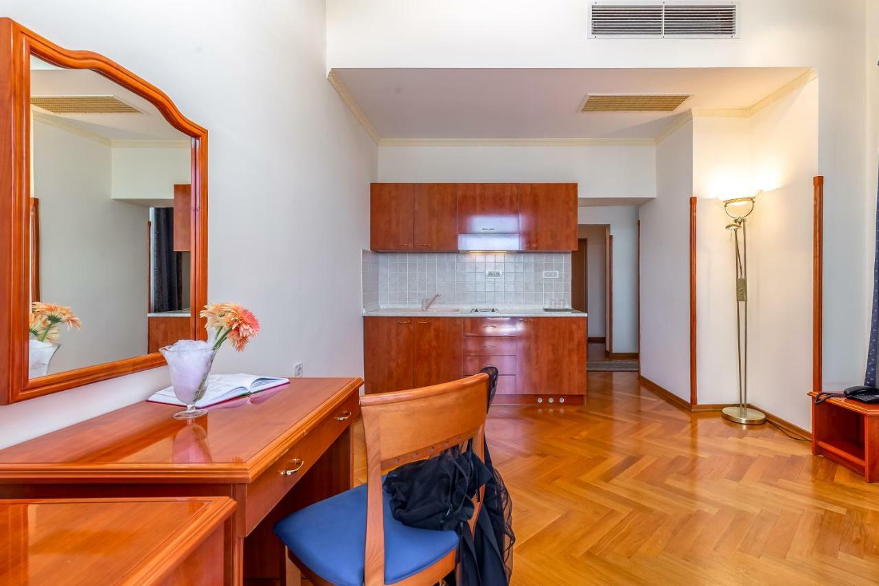 Hotel Galeb أوباتيا المظهر الخارجي الصورة